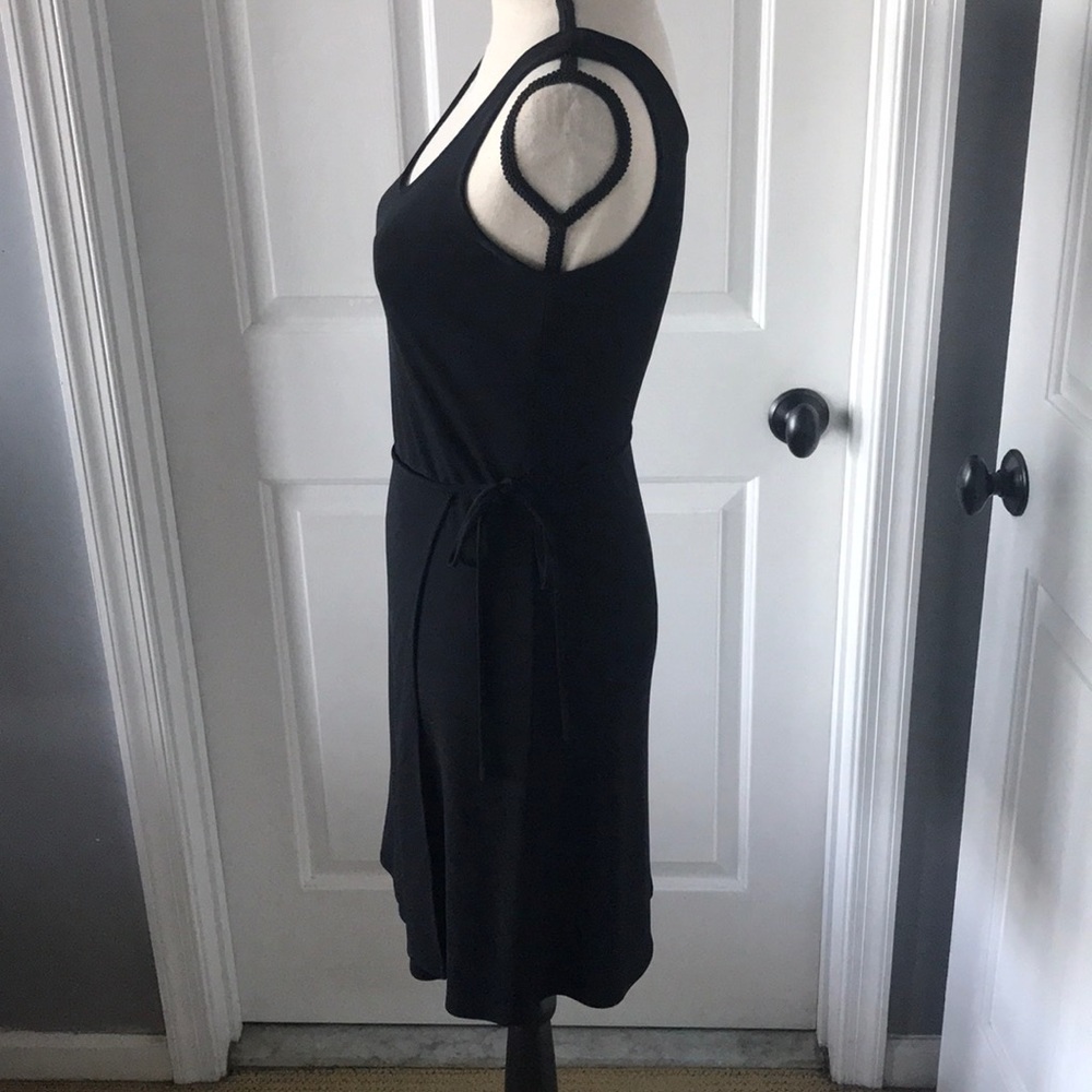 Ann Taylor Sleeveless Wrap Dress Size 4 - Picture 2 of 8